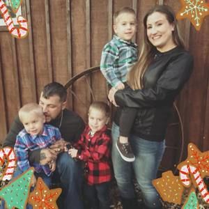 Meet your Posher, Cortney